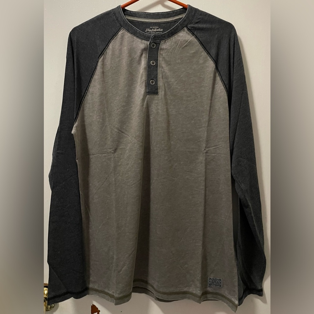 Flag & Anthem Men's Two-Tone Henley Neck Shirt Long Sleeve Olive Charcoal Medium
